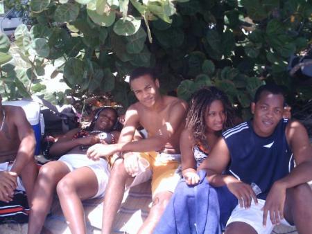 PLAGE T_@_B_L_E    DU D_I_@_B_L_E